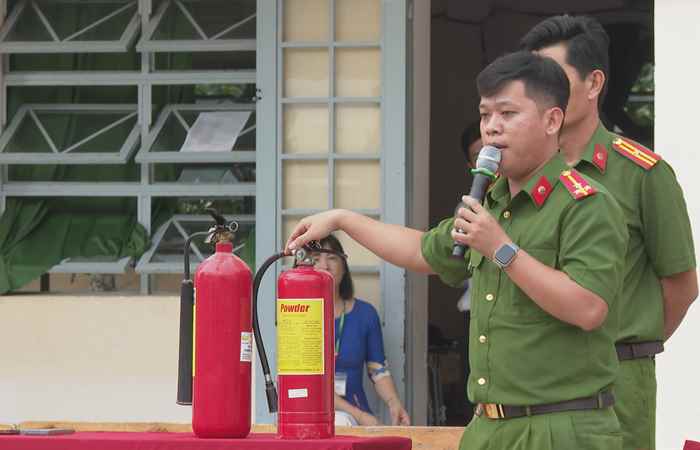Công tác phòng cháy, chữa cháy- Chú trọng rèn luyện kỹ năng (05-11-2024)